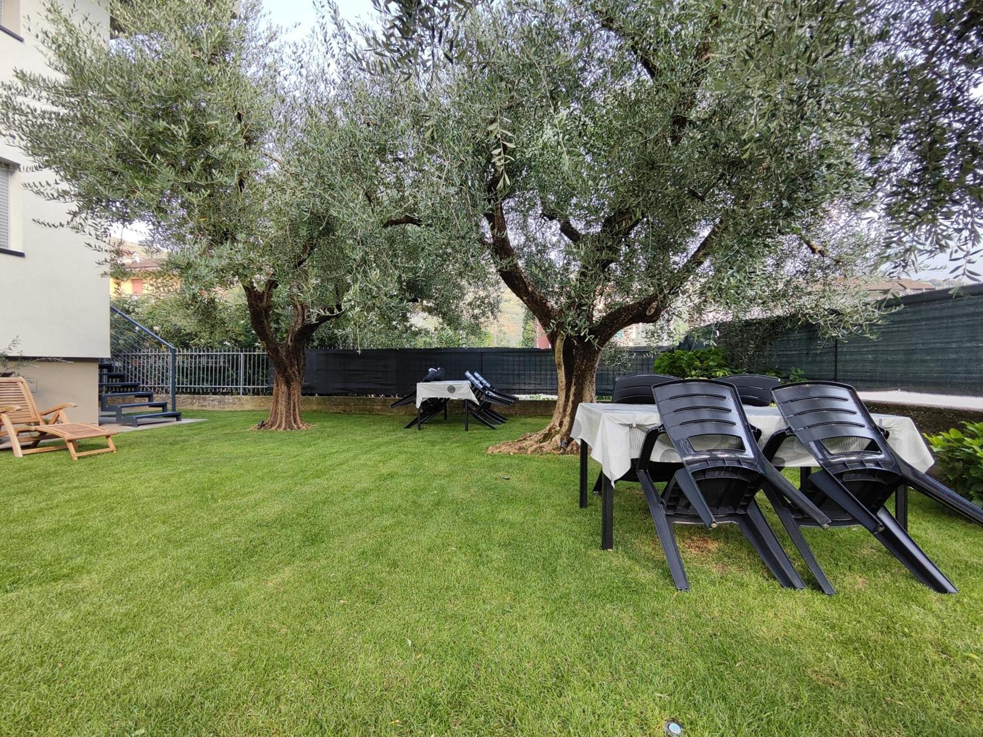 Oasi Degli Ulivi Apartment Riva del Garda Exterior photo