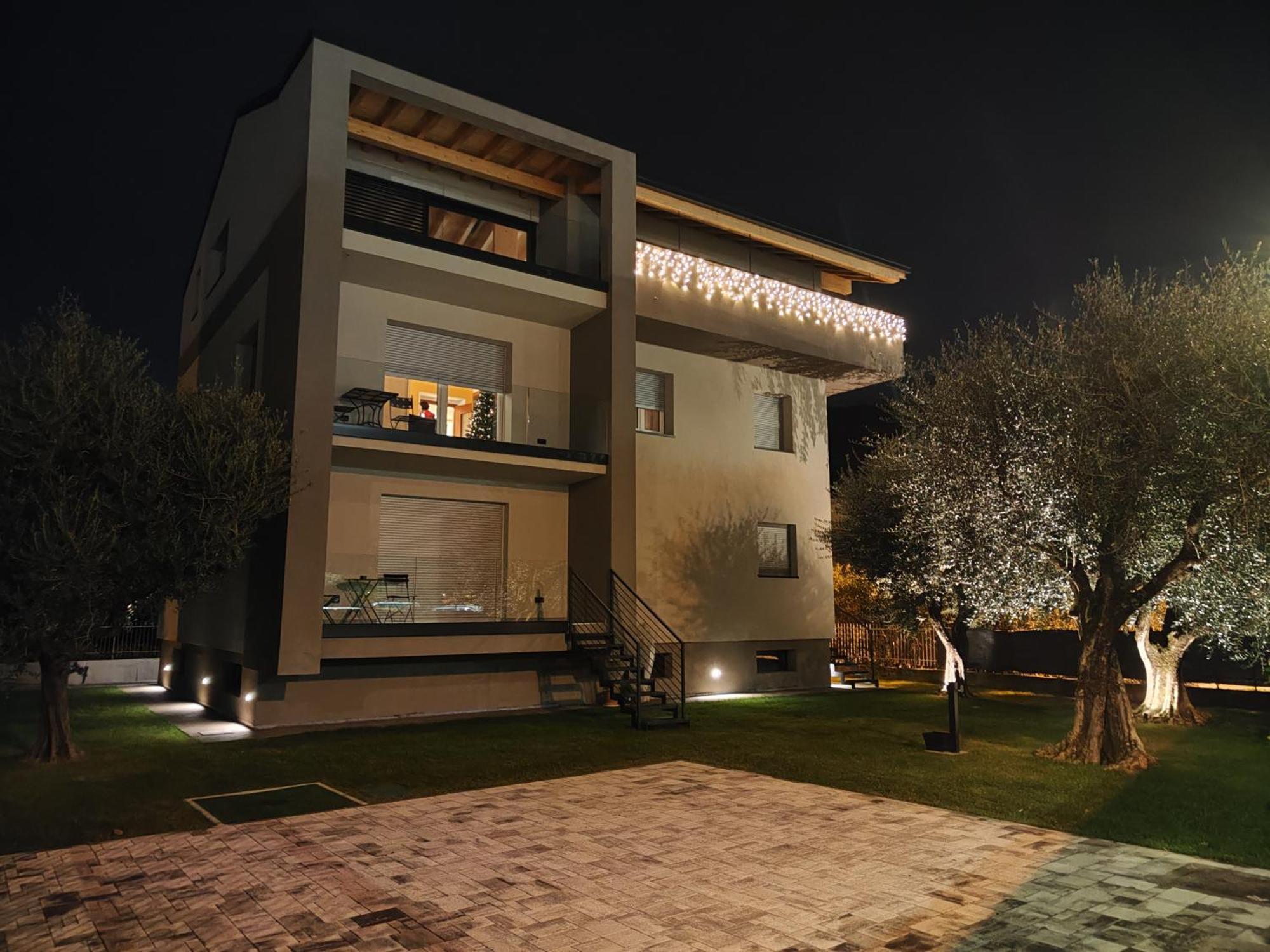 Oasi Degli Ulivi Apartment Riva del Garda Exterior photo